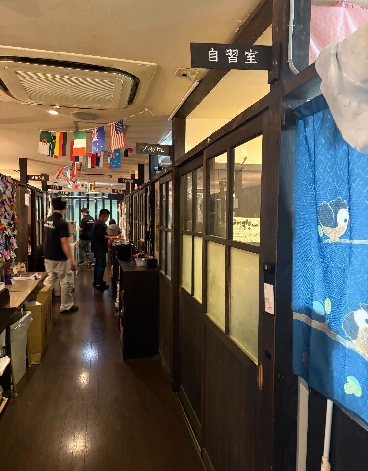 学校の廊下